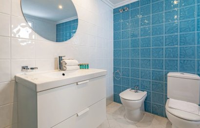 Resale - Apartment - Middle Floor Apartment - Marbella - Puerto Banús