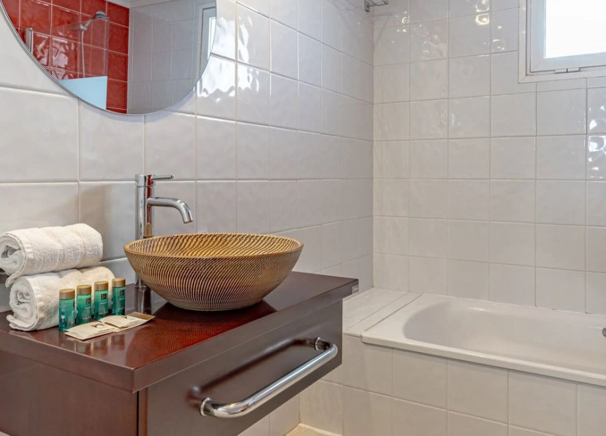 Resale - Apartment - Middle Floor Apartment - Marbella - Puerto Banús