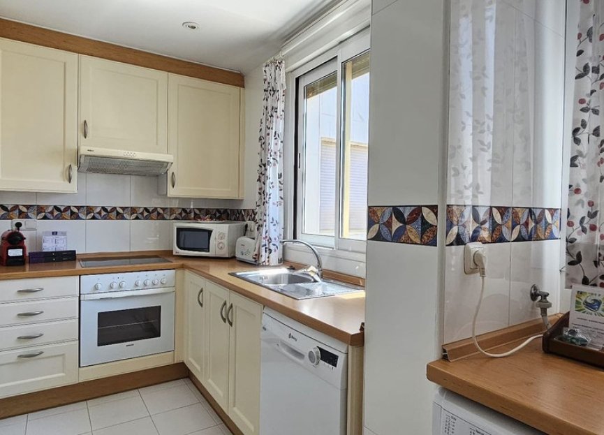 Resale - Ground floor apartment - Marbella - Marbella Centro