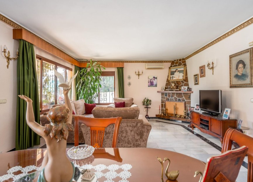 Resale - House - Bungalow - Benalmádena - Arroyo de la Miel