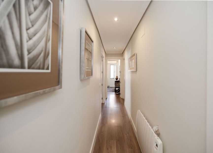 Resale - Ground floor apartment - Benalmádena - Benalmadena Centro