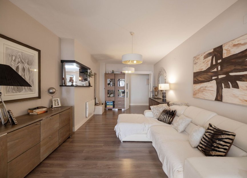 Resale - Ground floor apartment - Benalmádena - Benalmadena Centro