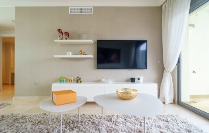 Resale - Apartment - Middle Floor Apartment - Benahavís - Benahavís Centro