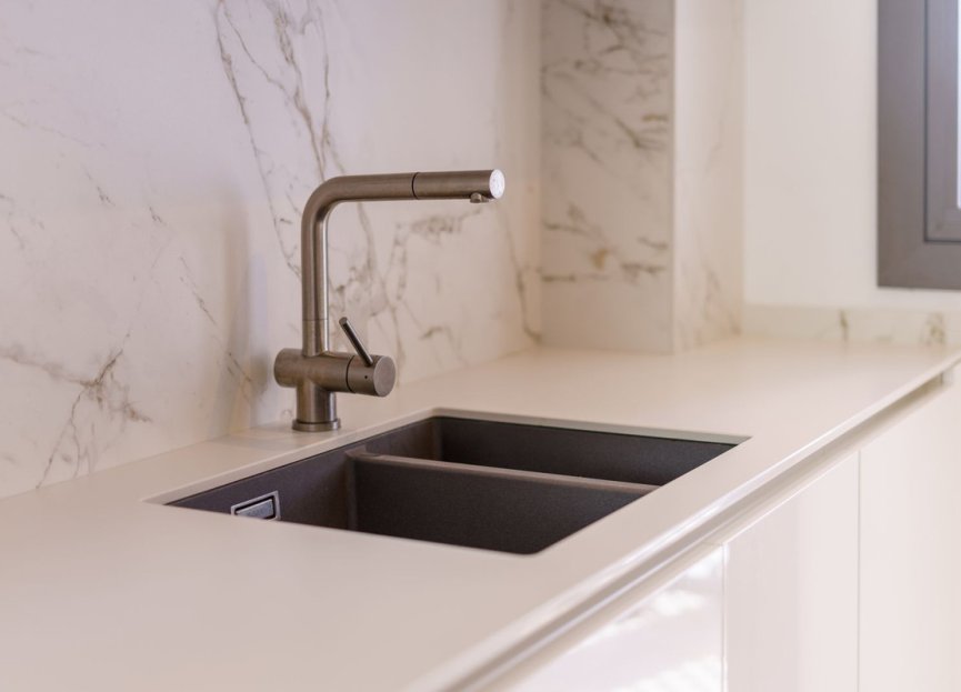 Resale - Apartment - Middle Floor Apartment - Benahavís - Benahavís Centro