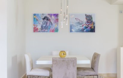 Resale - Apartment - Middle Floor Apartment - Benahavís - Benahavís Centro