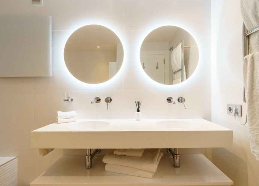 Resale - Apartment - Middle Floor Apartment - Benahavís - Benahavís Centro