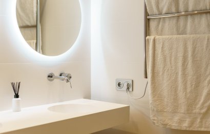 Resale - Apartment - Middle Floor Apartment - Benahavís - Benahavís Centro