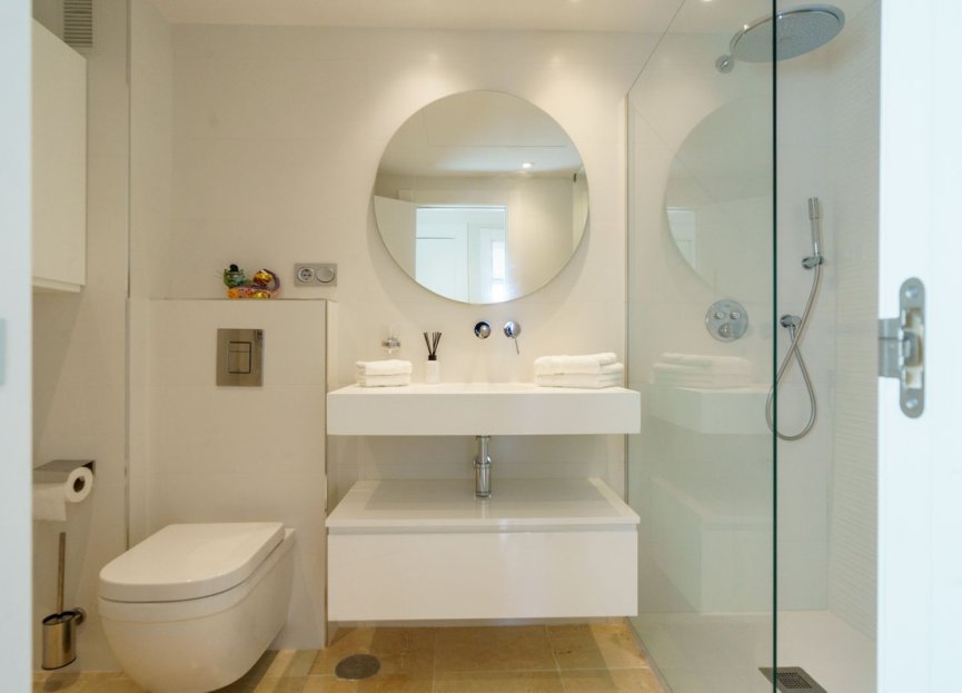 Resale - Apartment - Middle Floor Apartment - Benahavís - Benahavís Centro