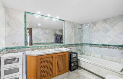 Resale - Ground floor apartment - Benahavís - Monte Halcones