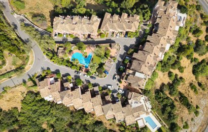 Resale - Ground floor apartment - Benahavís - Monte Halcones