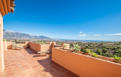 Resale - Apartment - Penthouse - Marbella - La Mairena