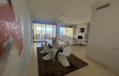 Resale - Apartment - Middle Floor Apartment - Marbella - Altos de los Monteros