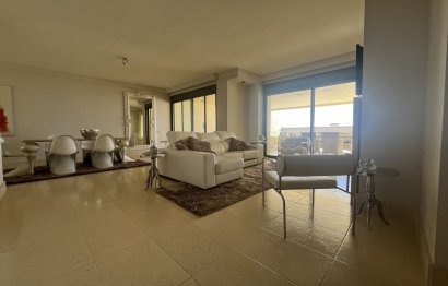 Resale - Apartment - Middle Floor Apartment - Marbella - Altos de los Monteros