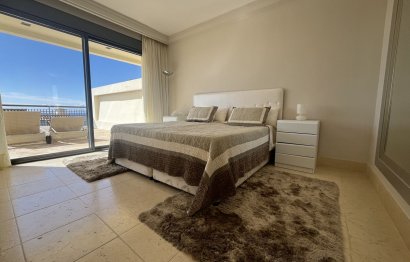 Resale - Apartment - Middle Floor Apartment - Marbella - Altos de los Monteros