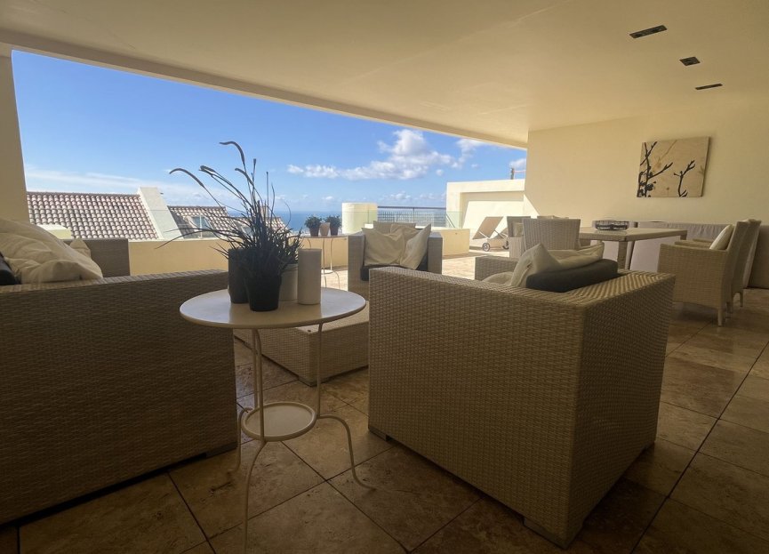 Resale - Apartment - Middle Floor Apartment - Marbella - Altos de los Monteros