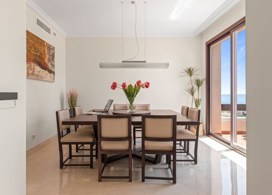 Resale - Apartment - Penthouse - Estepona - Estepona Centro