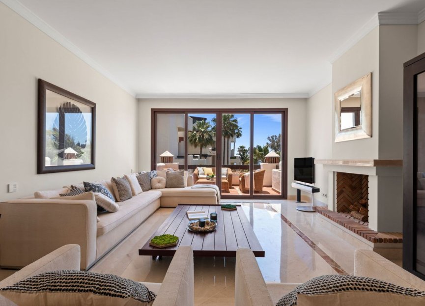 Resale - Apartment - Penthouse - Estepona - Estepona Centro