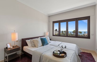 Resale - Apartment - Penthouse - Estepona - Estepona Centro