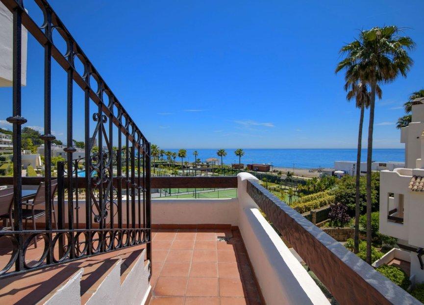 Resale - Apartment - Penthouse - Estepona - Estepona Centro