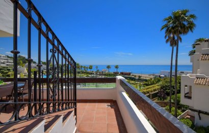 Resale - Apartment - Penthouse - Estepona - Estepona Centro