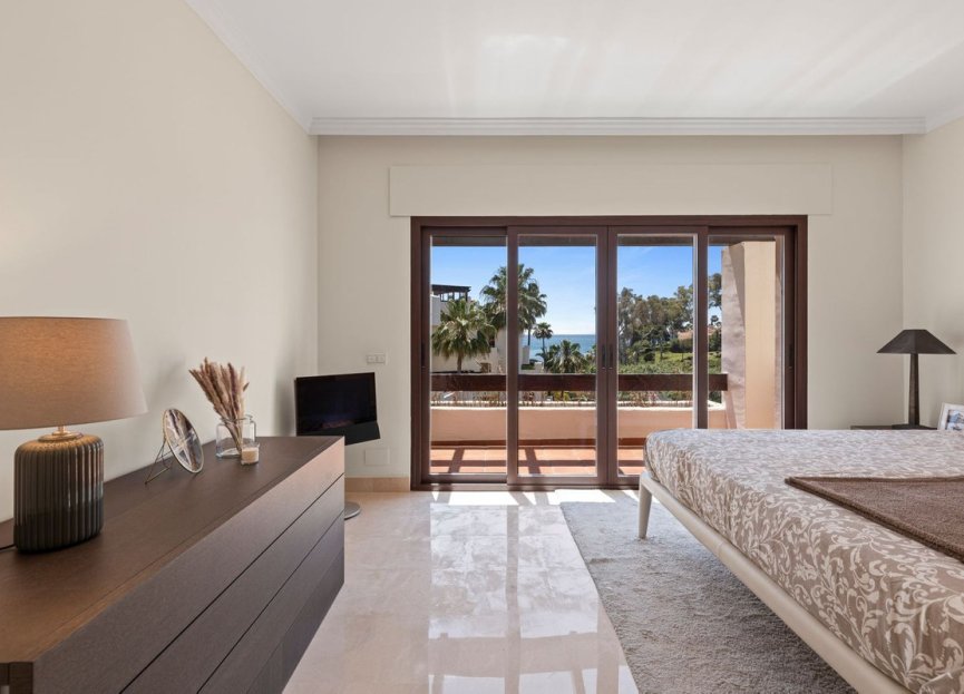 Resale - Apartment - Penthouse - Estepona - Estepona Centro