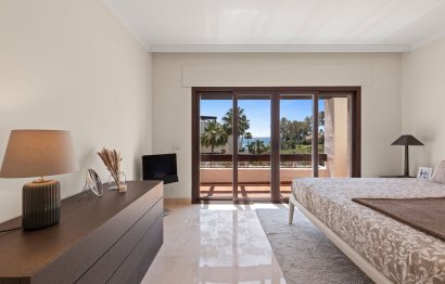 Resale - Apartment - Penthouse - Estepona - Estepona Centro