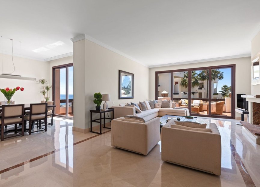 Resale - Apartment - Penthouse - Estepona - Estepona Centro
