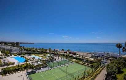 Resale - Apartment - Penthouse - Estepona - Estepona Centro