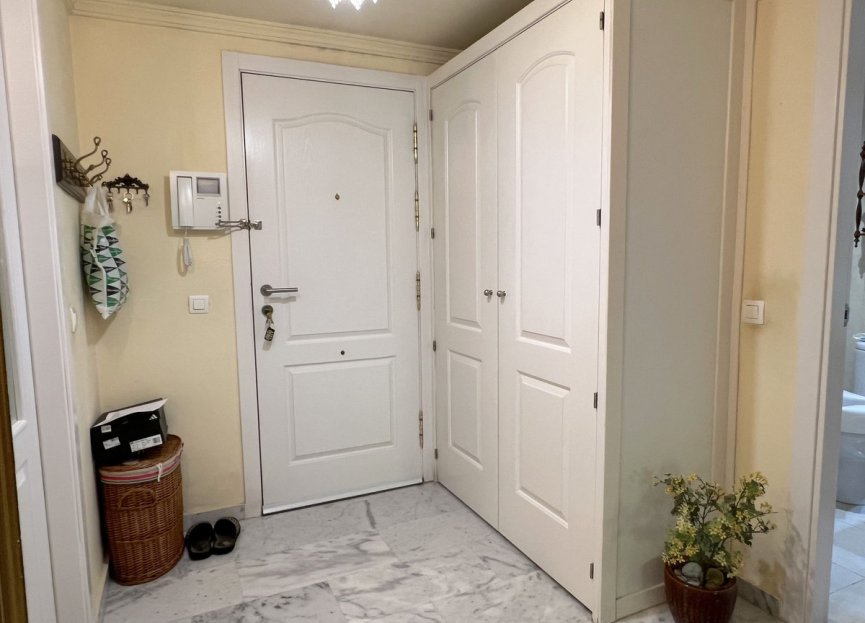 Resale - Apartment - Middle Floor Apartment - Marbella - The Golden Mile