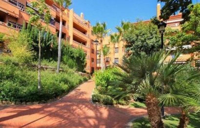 Resale - Apartment - Middle Floor Apartment - Marbella - The Golden Mile