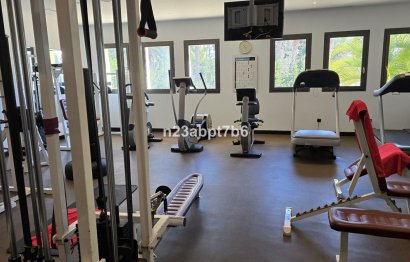 Resale - House - Detached Villa - Marbella - Puerto Banús