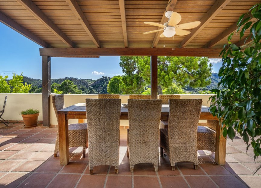 Resale - Ground floor apartment - Estepona - Selwo