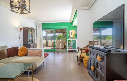 Resale - Ground floor apartment - Estepona - Selwo