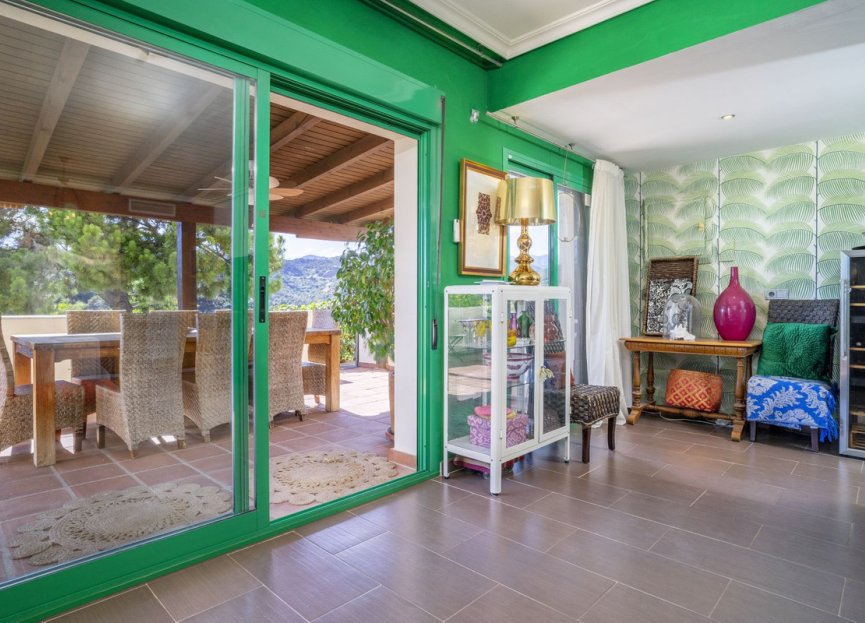 Resale - Ground floor apartment - Estepona - Selwo