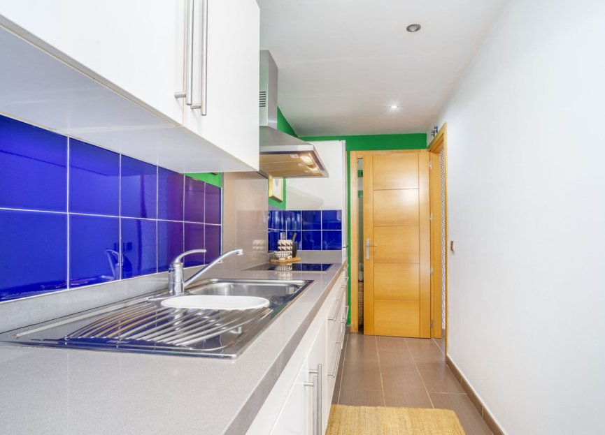 Resale - Ground floor apartment - Estepona - Selwo