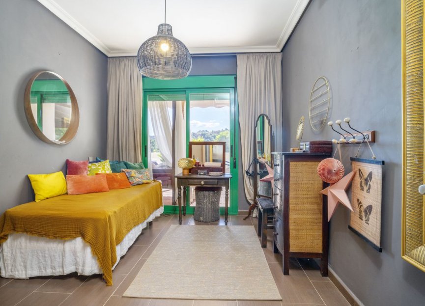 Resale - Ground floor apartment - Estepona - Selwo