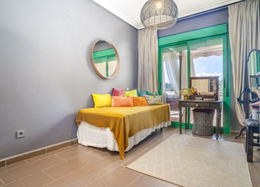 Resale - Ground floor apartment - Estepona - Selwo