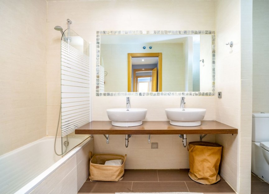 Resale - Ground floor apartment - Estepona - Selwo