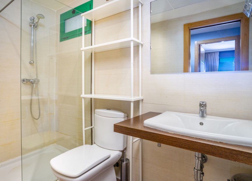 Resale - Ground floor apartment - Estepona - Selwo