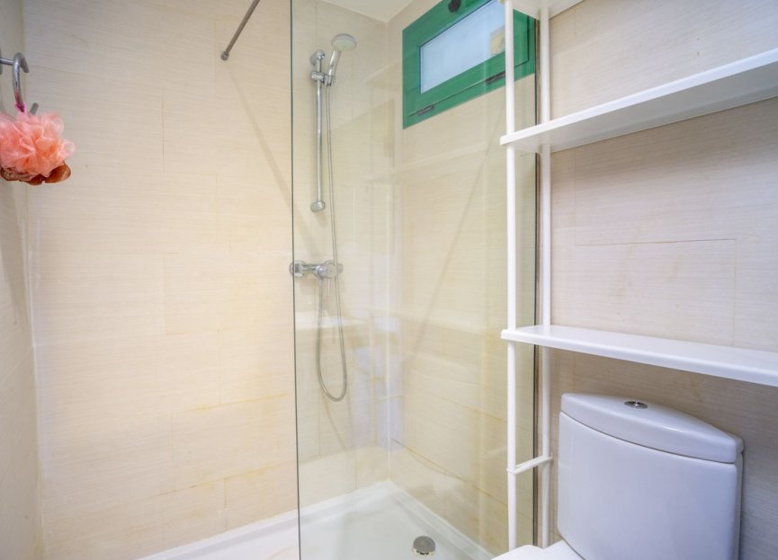 Resale - Ground floor apartment - Estepona - Selwo