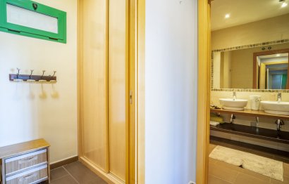 Resale - Ground floor apartment - Estepona - Selwo