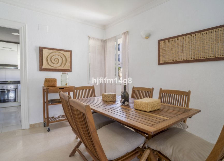 Reventa - Apartment - Middle Floor Apartment - Benahavís - Benahavís Centro