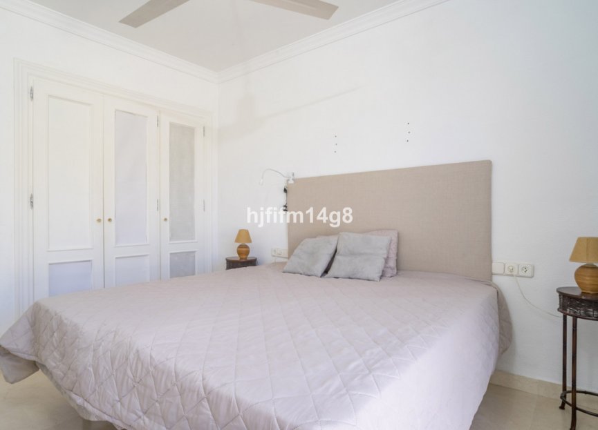 Reventa - Apartment - Middle Floor Apartment - Benahavís - Benahavís Centro