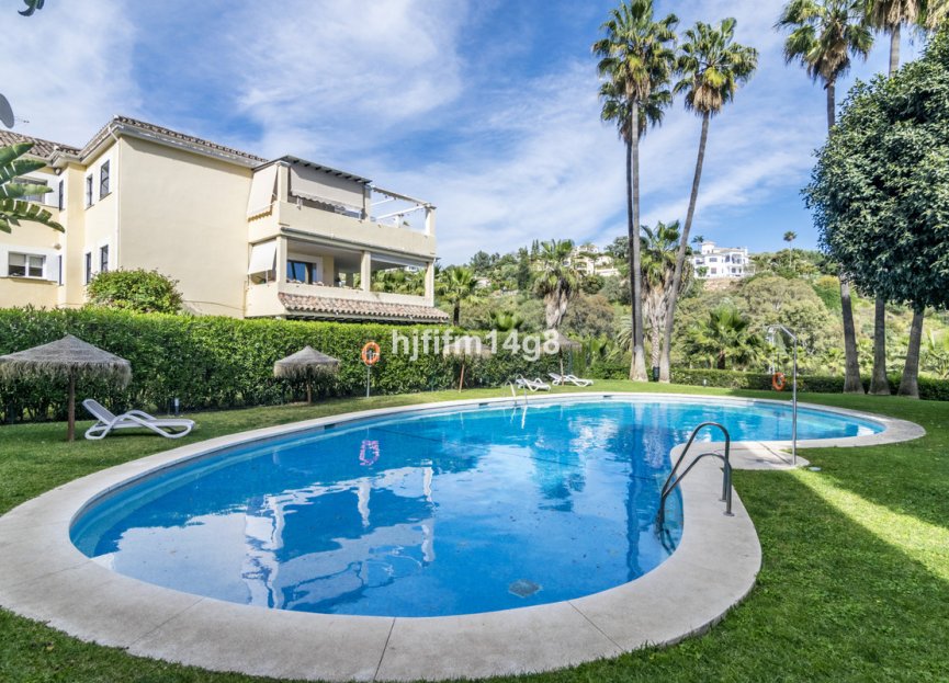 Reventa - Apartment - Middle Floor Apartment - Benahavís - Benahavís Centro