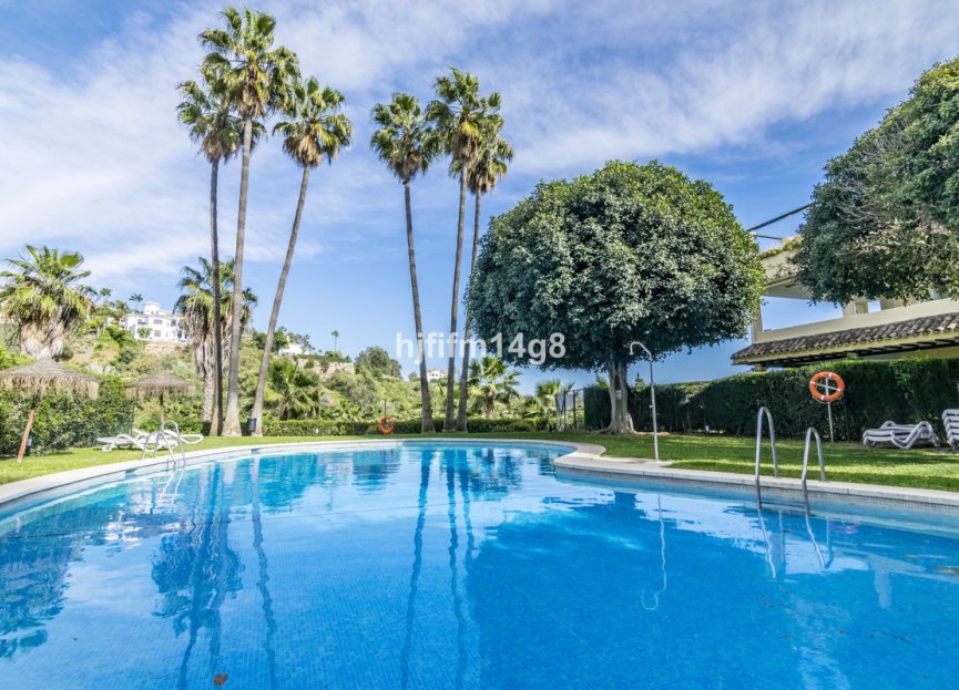 Reventa - Apartment - Middle Floor Apartment - Benahavís - Benahavís Centro