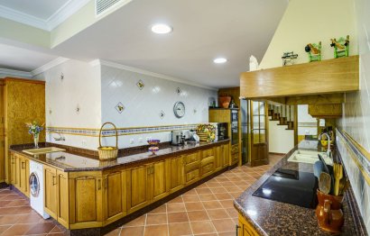 Reventa - House - Detached Villa - Benahavís