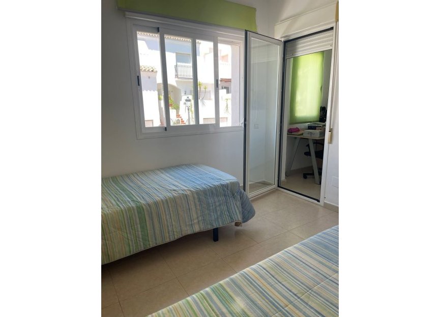 Resale - House - Townhouse - Estepona - Estepona Centro