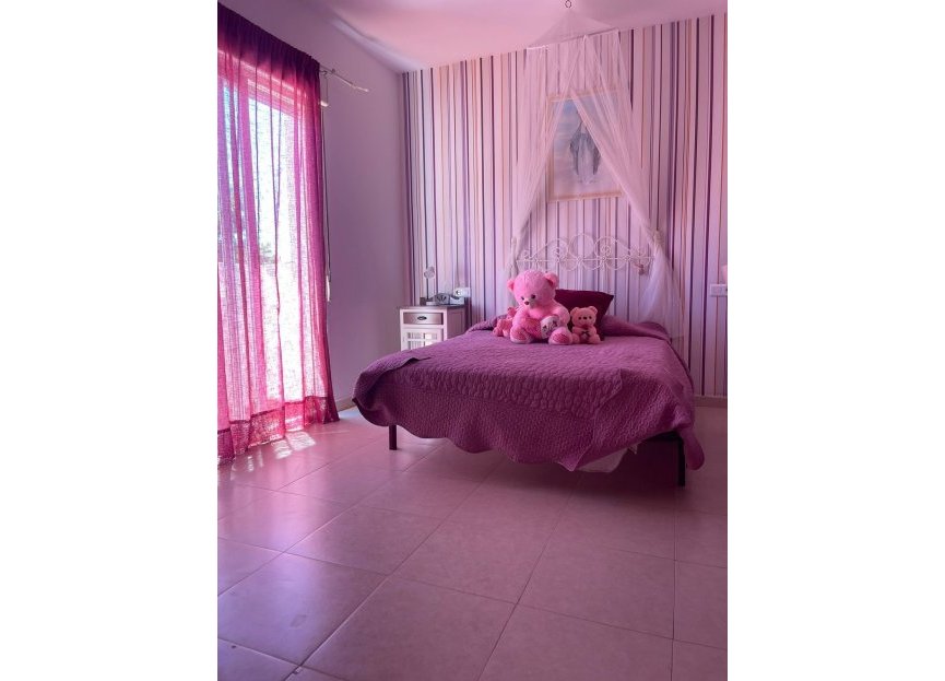 Resale - House - Townhouse - Estepona - Estepona Centro