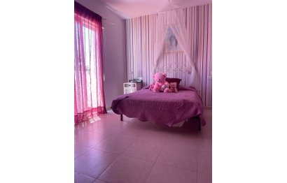 Resale - House - Townhouse - Estepona - Estepona Centro