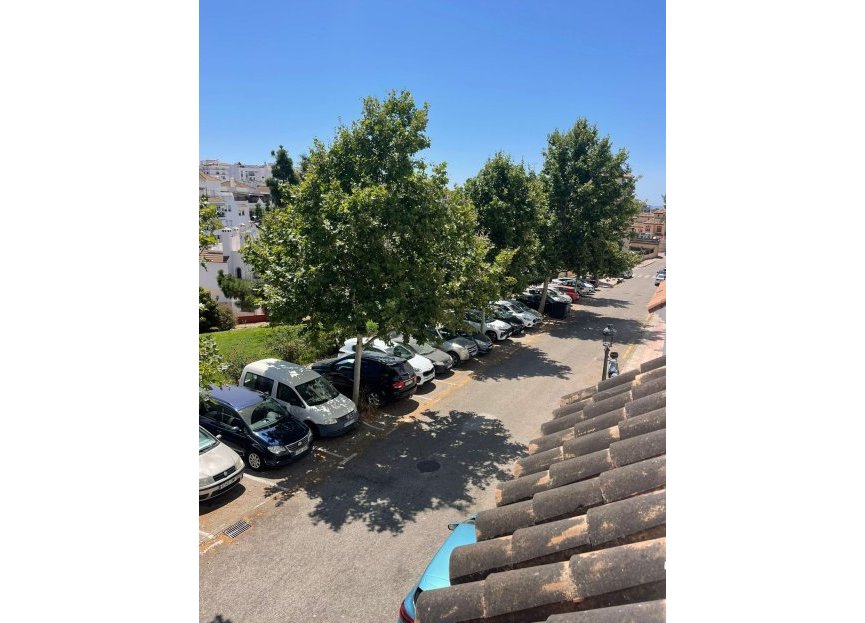 Resale - House - Townhouse - Estepona - Estepona Centro